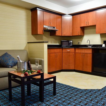 Fairfield Inn Hartford Airport Windsor Locks Εξωτερικό φωτογραφία