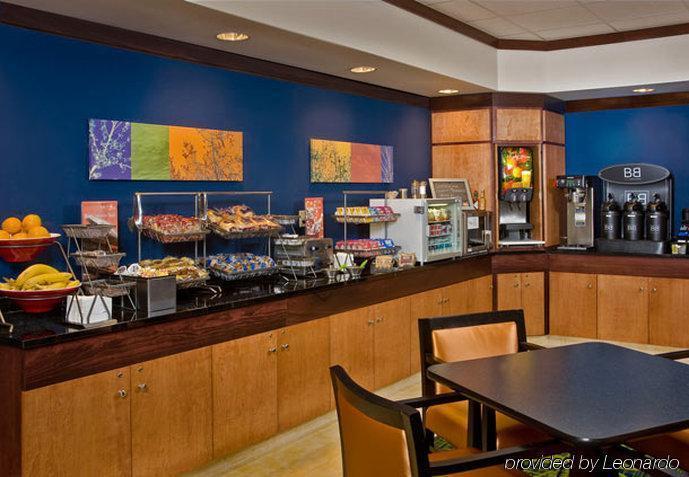 Fairfield Inn Hartford Airport Windsor Locks Εξωτερικό φωτογραφία
