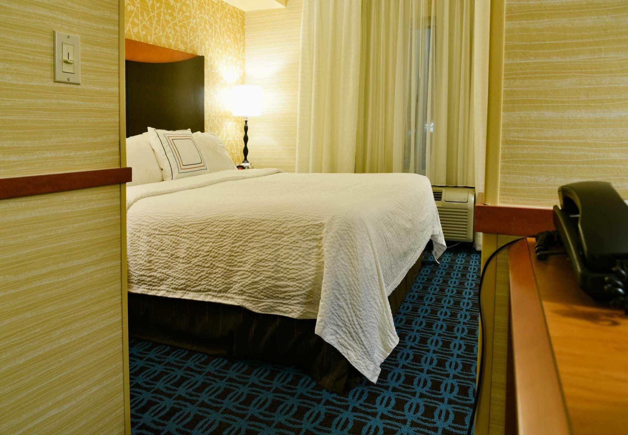 Fairfield Inn Hartford Airport Windsor Locks Εξωτερικό φωτογραφία