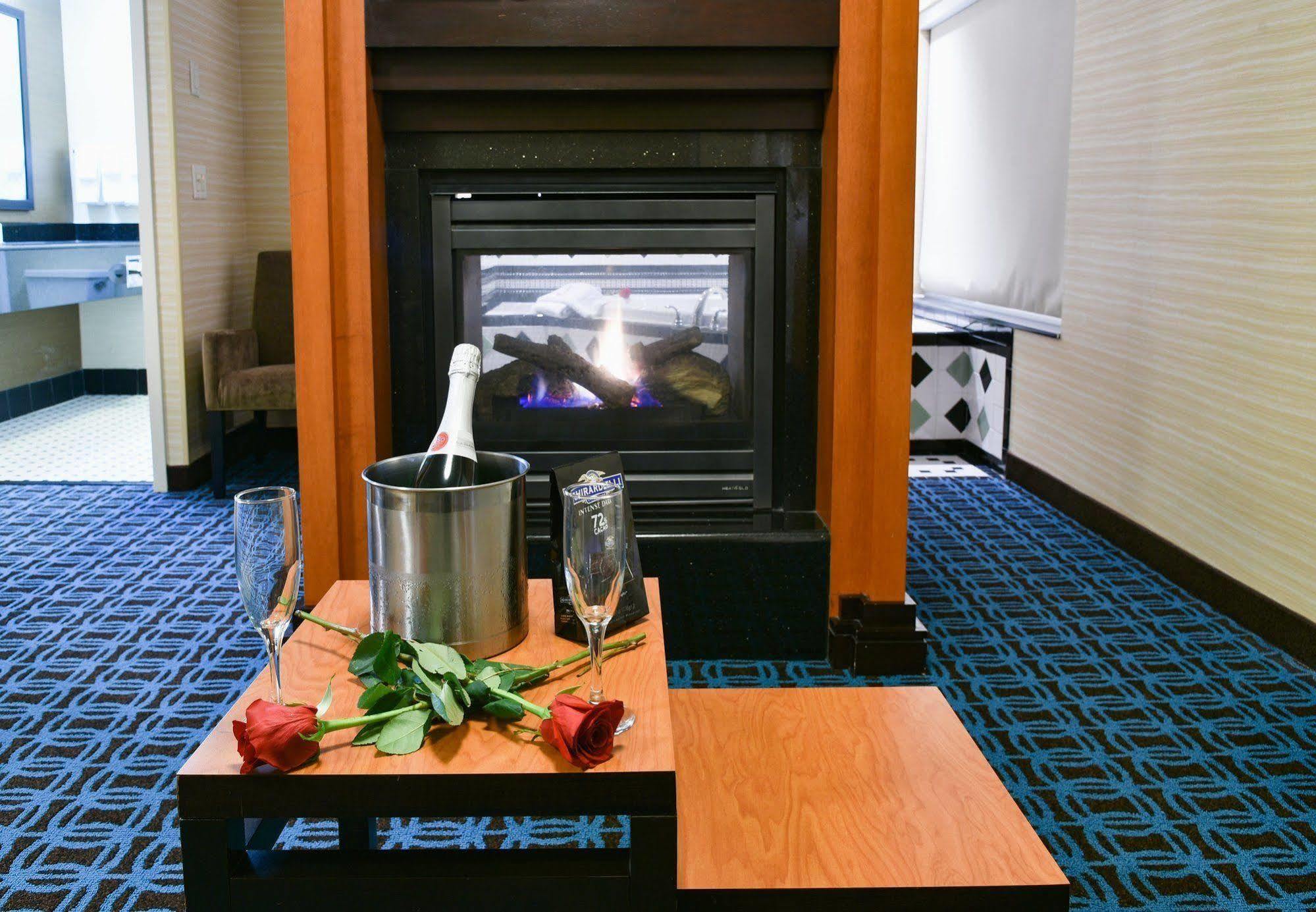 Fairfield Inn Hartford Airport Windsor Locks Εξωτερικό φωτογραφία