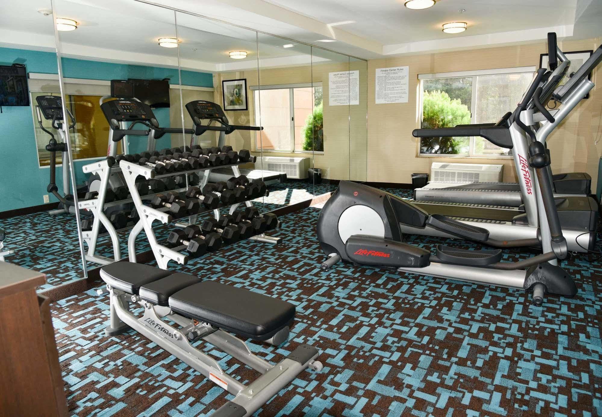 Fairfield Inn Hartford Airport Windsor Locks Εξωτερικό φωτογραφία